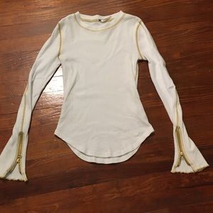 Women’s Free People Long Sleeve Shirt.